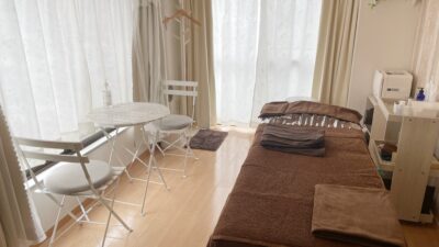 《Q＆A》何でほうれい線専門サロンにしたんですか？